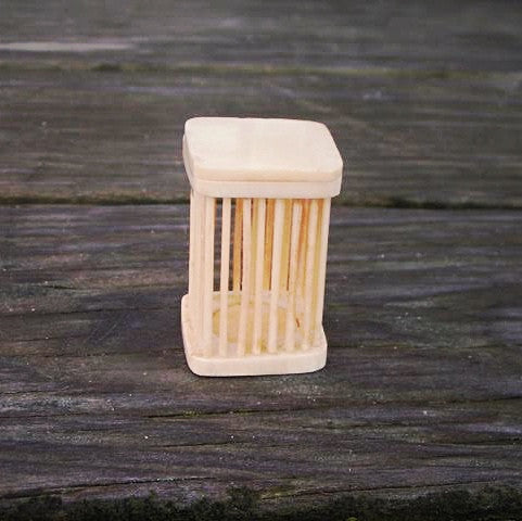 Cricket Box: Square
